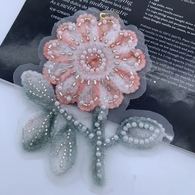 Daisy and leaf appliqué · MET-4003 — product view